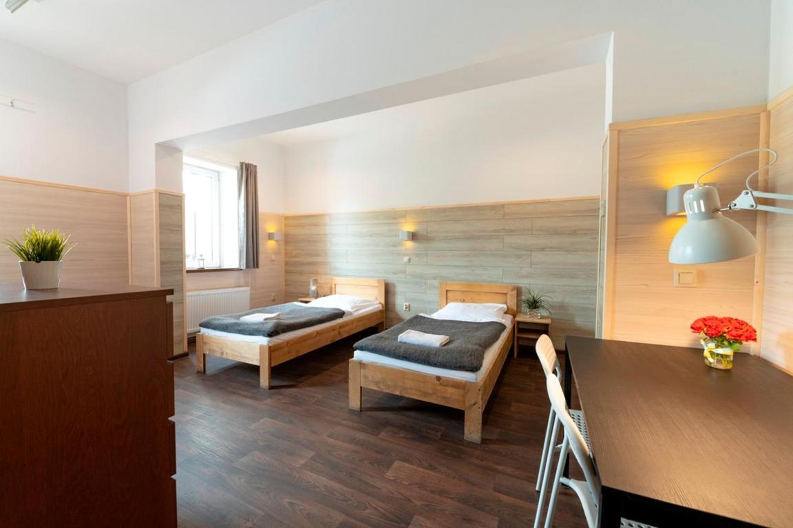 Pokoje Goscinne Nad Jeziorem Tychy Extérieur photo