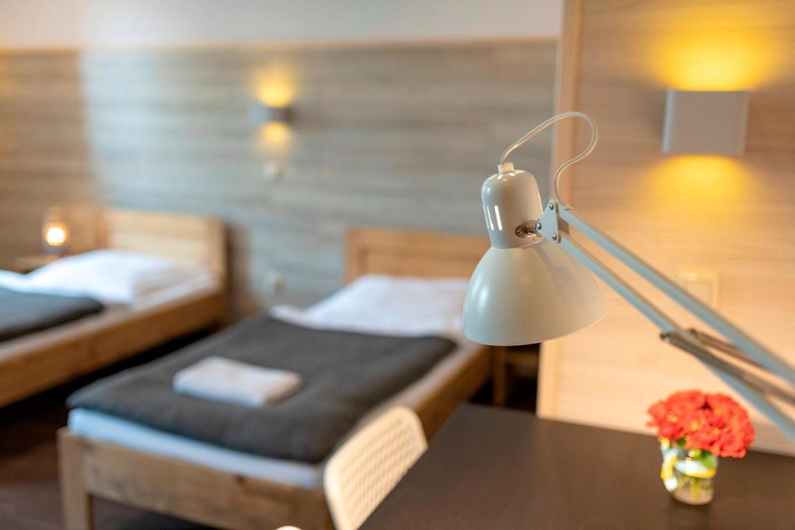 Pokoje Goscinne Nad Jeziorem Tychy Extérieur photo