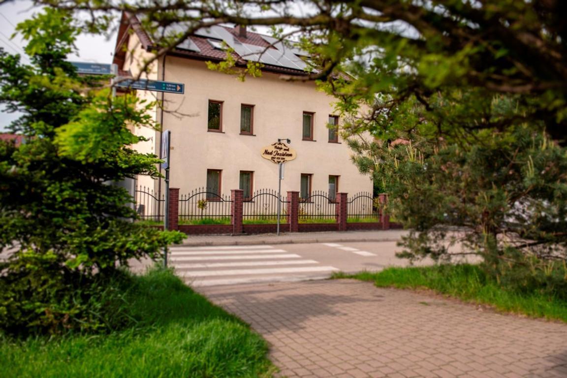 Pokoje Goscinne Nad Jeziorem Tychy Extérieur photo