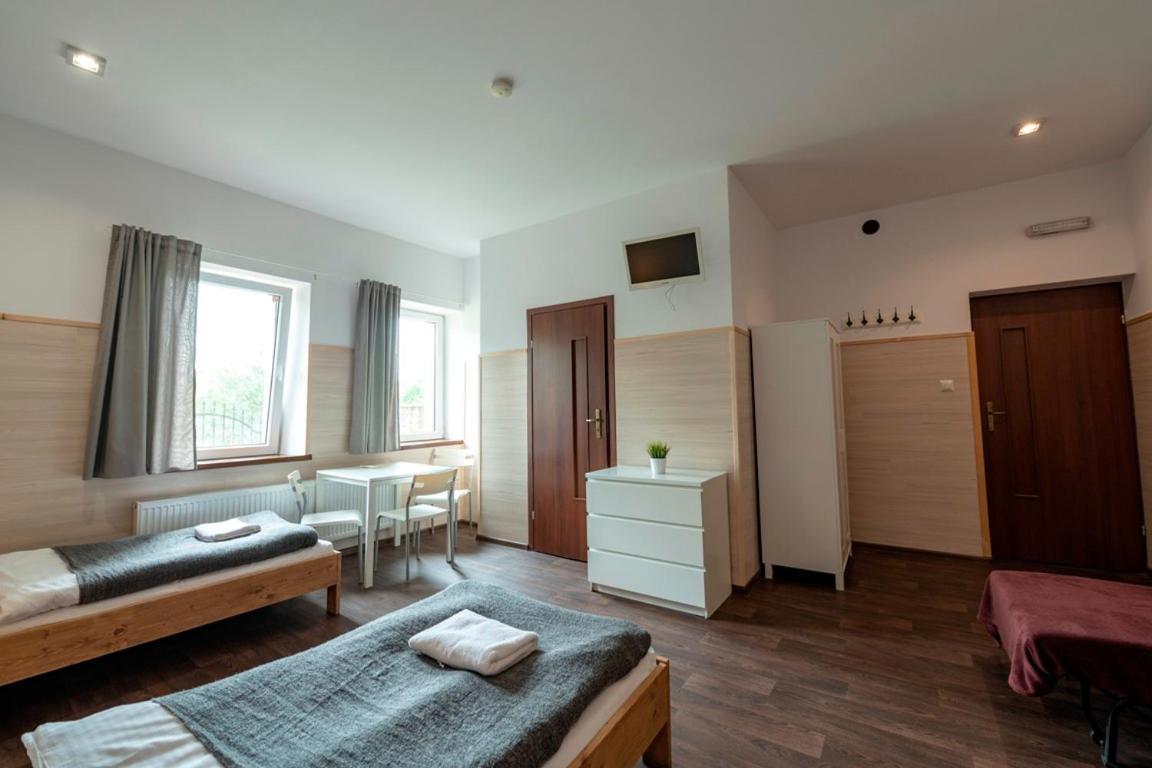 Pokoje Goscinne Nad Jeziorem Tychy Extérieur photo